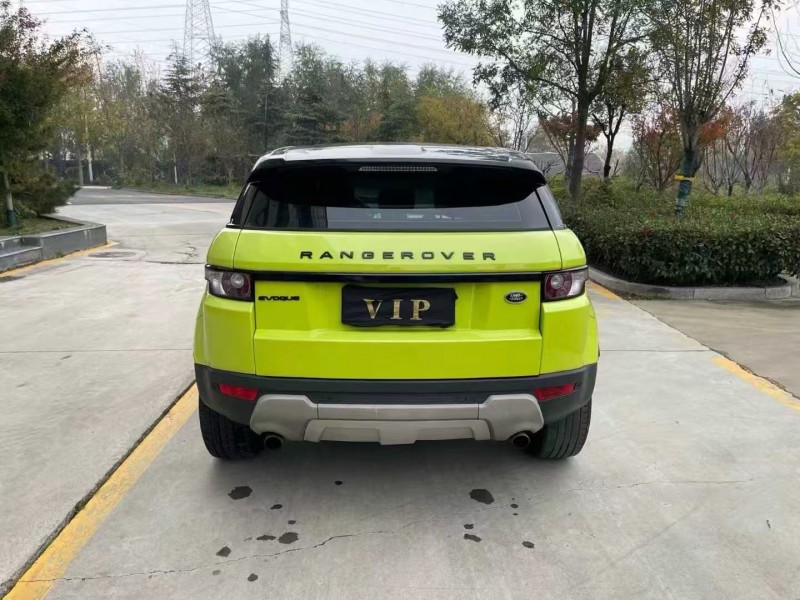 济宁15年路虎极光9