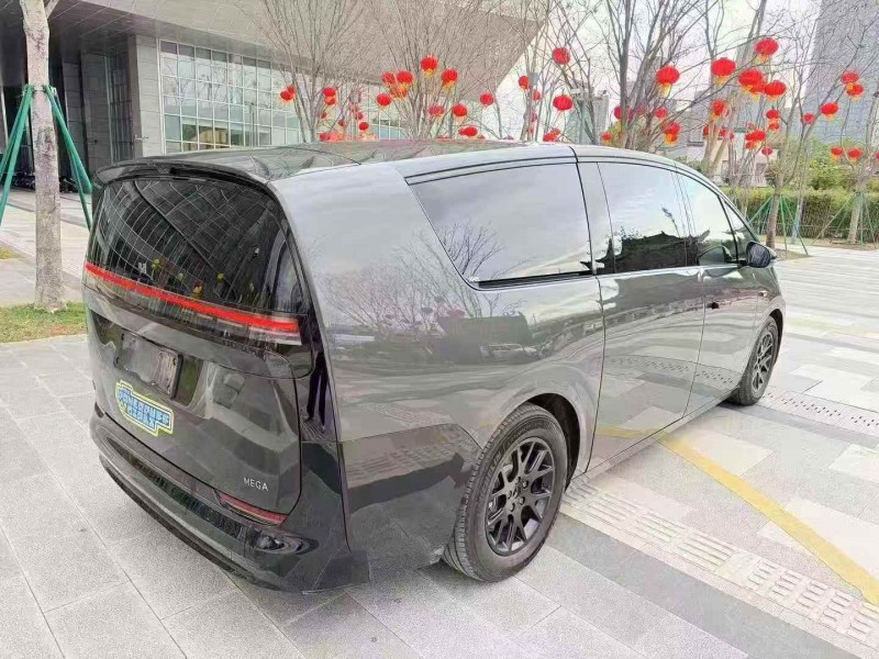 嘉兴25年理想mega6