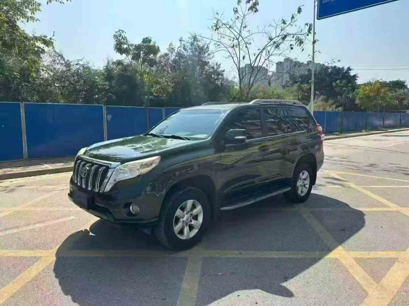 汕头17年丰田普拉多3