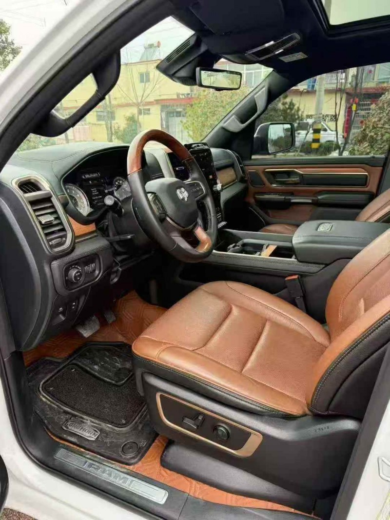 青岛24年道奇公羊5