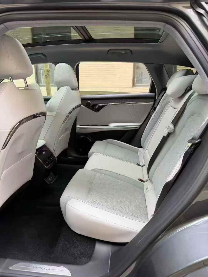 珠海25年岚图汽车FREE5