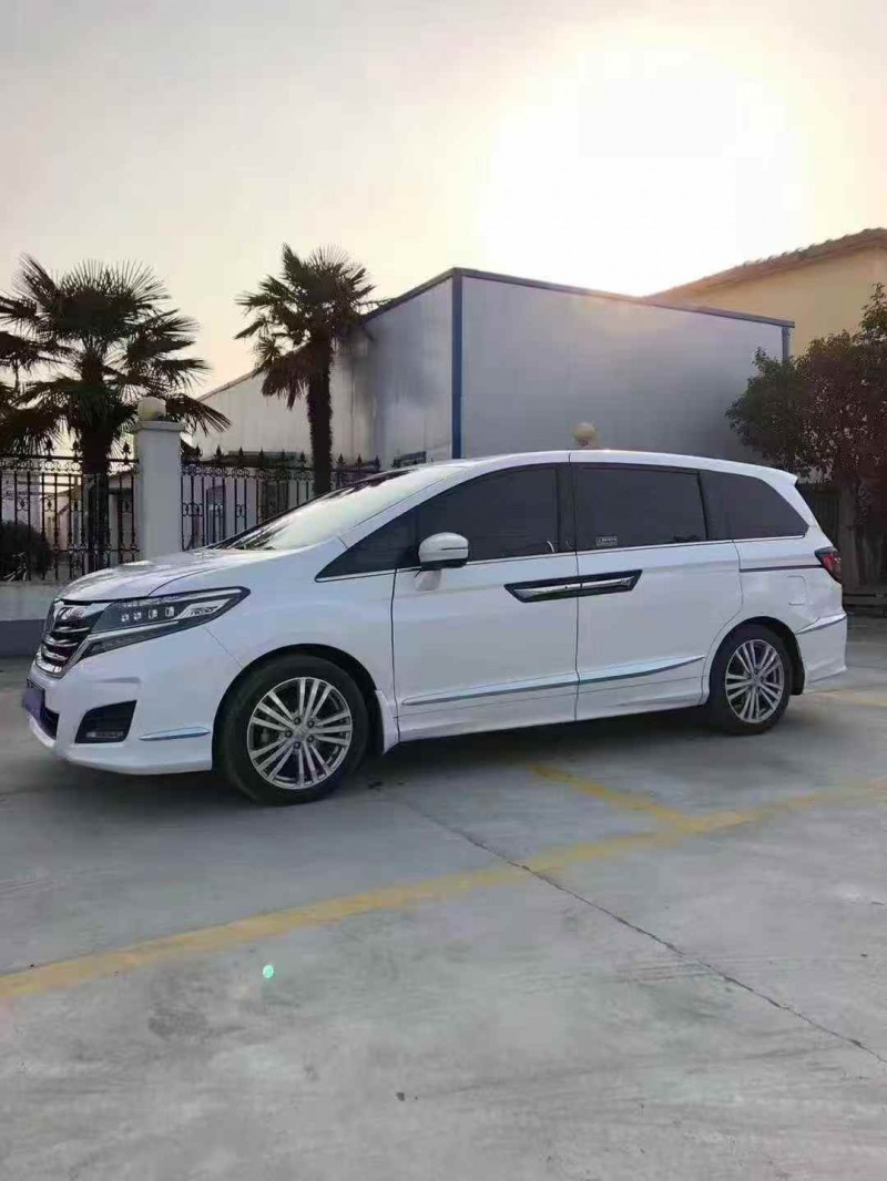 深圳16年本田艾力绅3