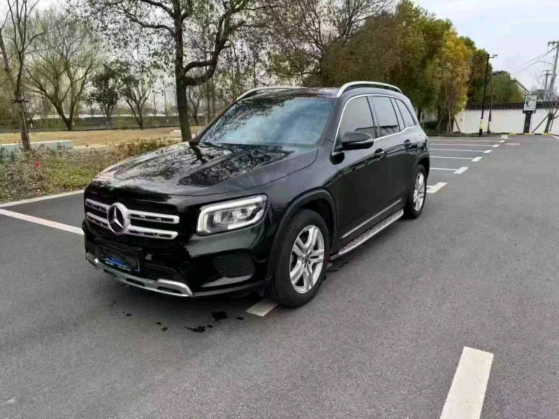 衢州23年奔馳GLB3