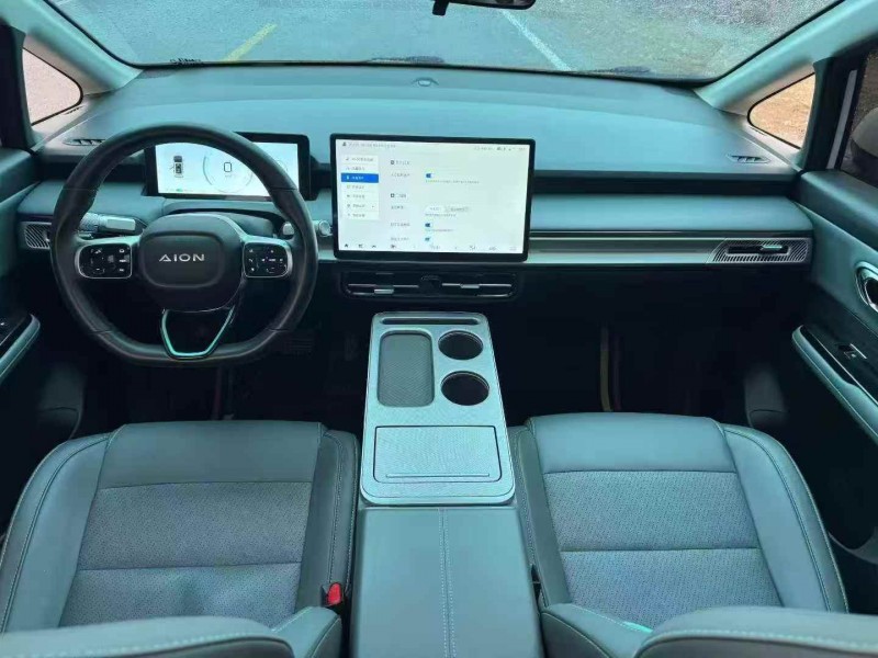 邯鄲24年傳祺埃安Y5