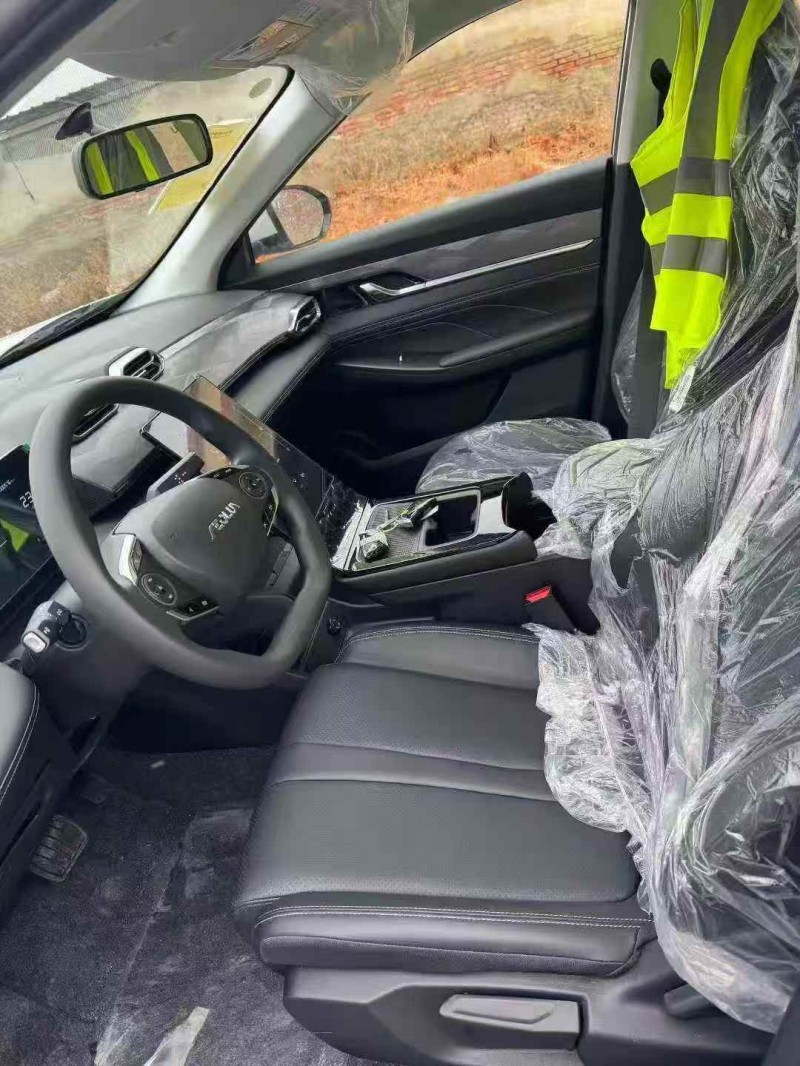 秦皇島25年東風風神6