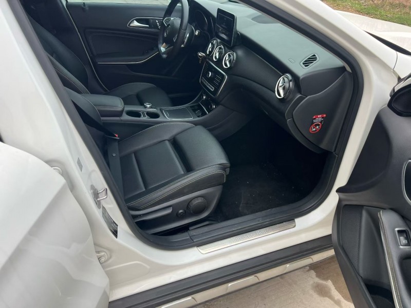 鹽城19年奔馳GLA5