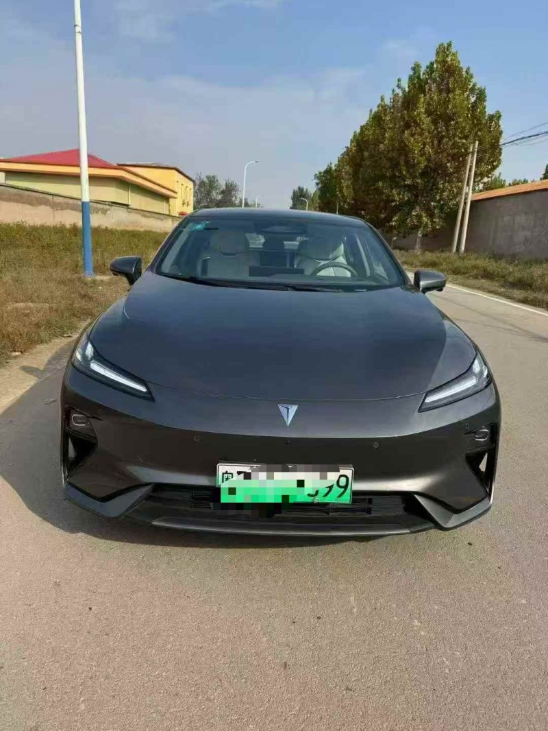 秦皇島25年長安汽車深藍1