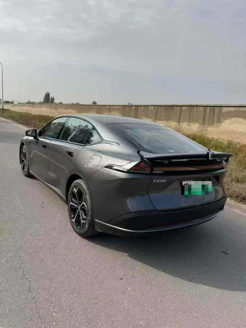 秦皇島25年長安汽車深藍3