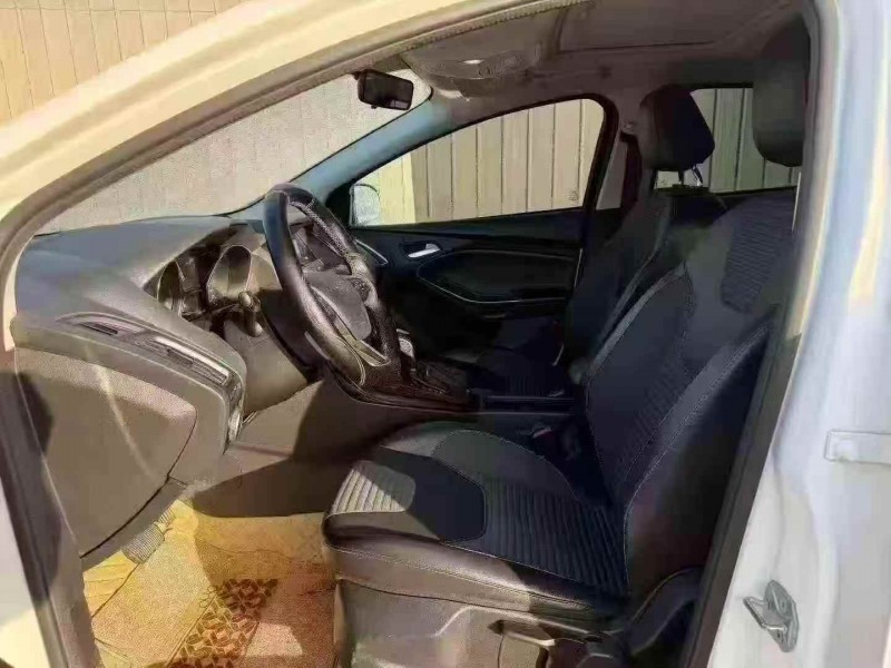 潍坊20年福特福克斯5