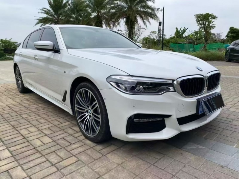 海口18年宝马5系3