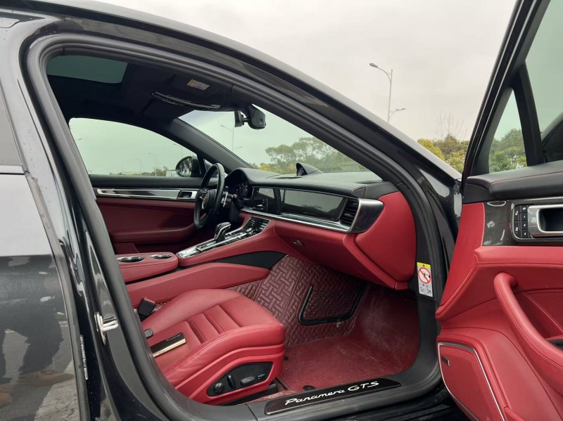 盐城22年保时捷帕拉梅拉6