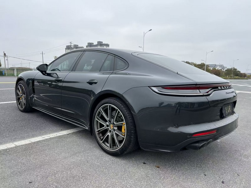 盐城22年保时捷帕拉梅拉8