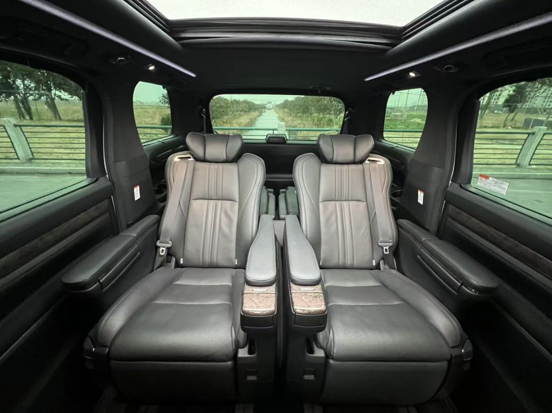 盐城20年丰田埃尔法6