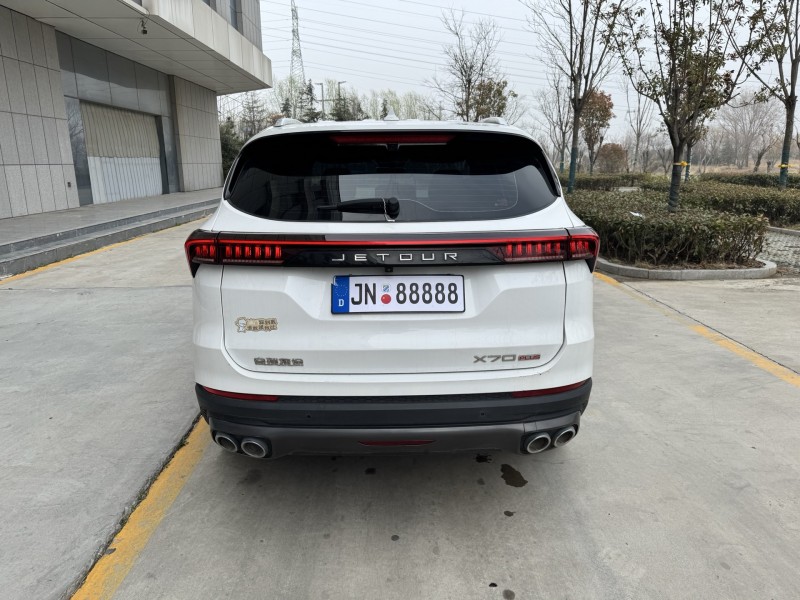 濟寧22年奇瑞捷途9