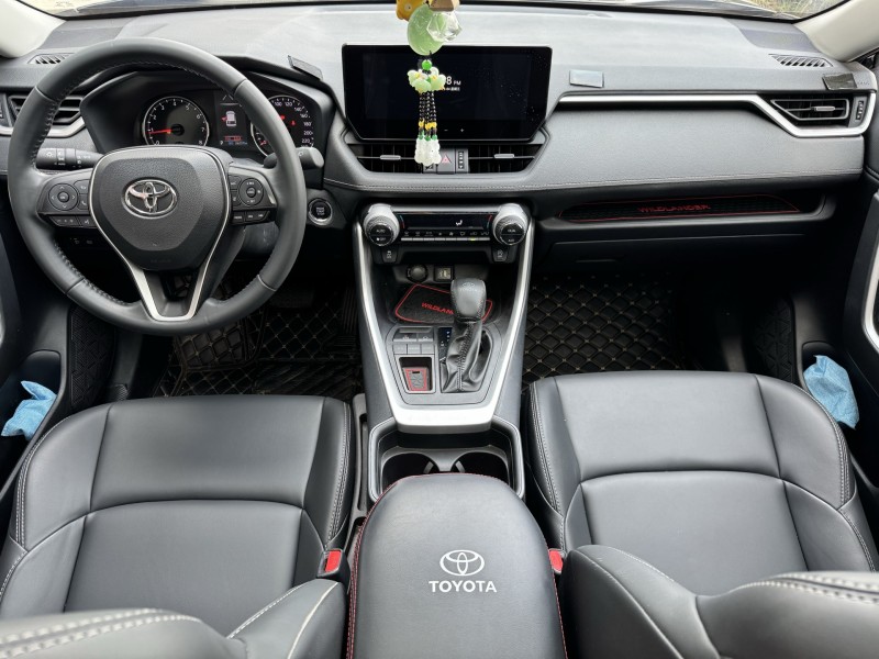 濟寧24年豐田威蘭達4