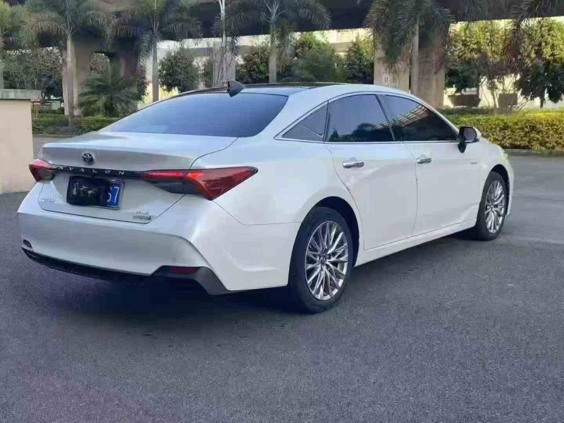 龙岩23年丰田亚洲龙8