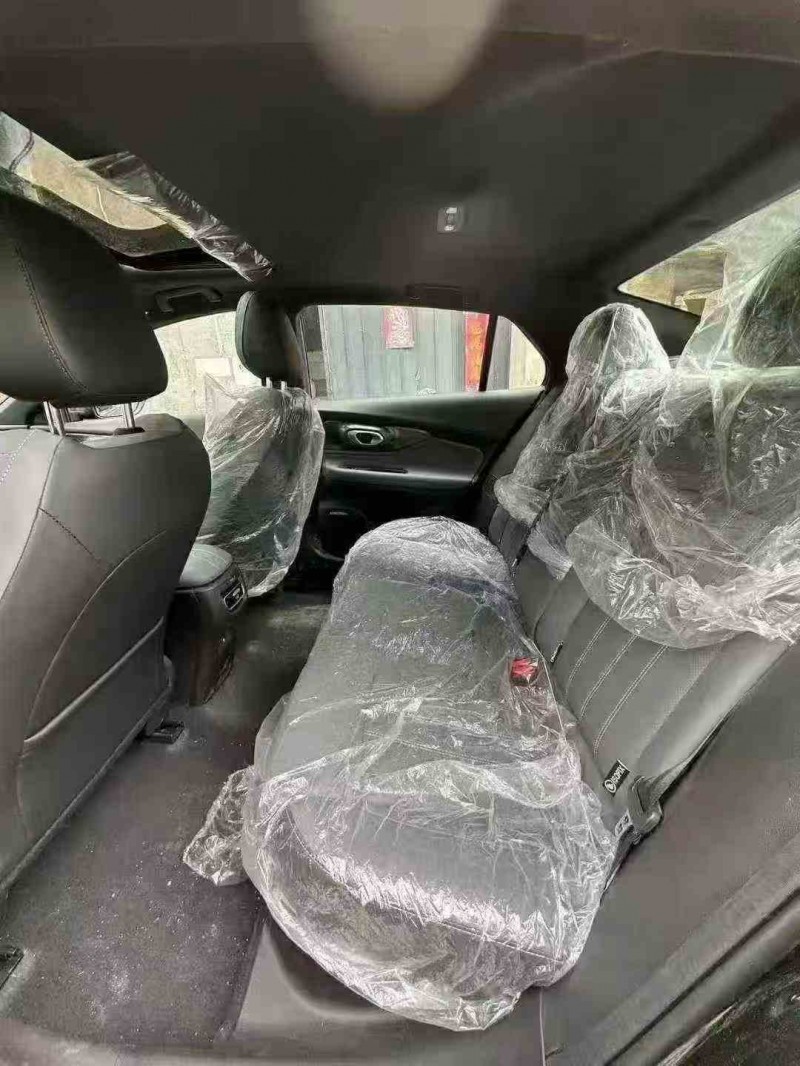 德阳25年传祺影豹4