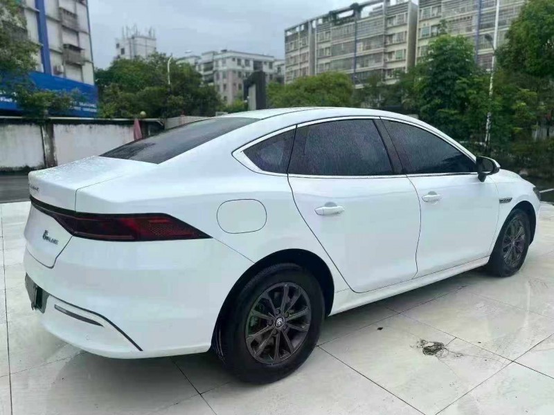 河源23年比亚迪秦7