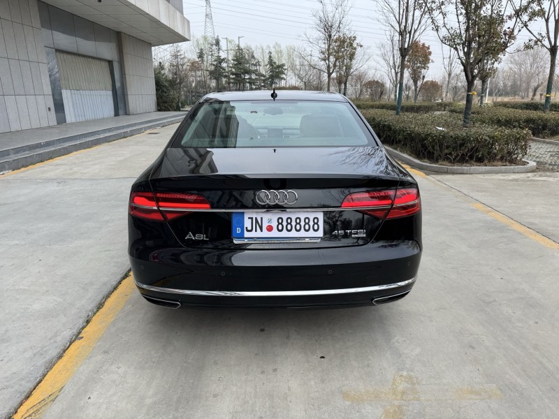 濟寧18年奧迪A8L9