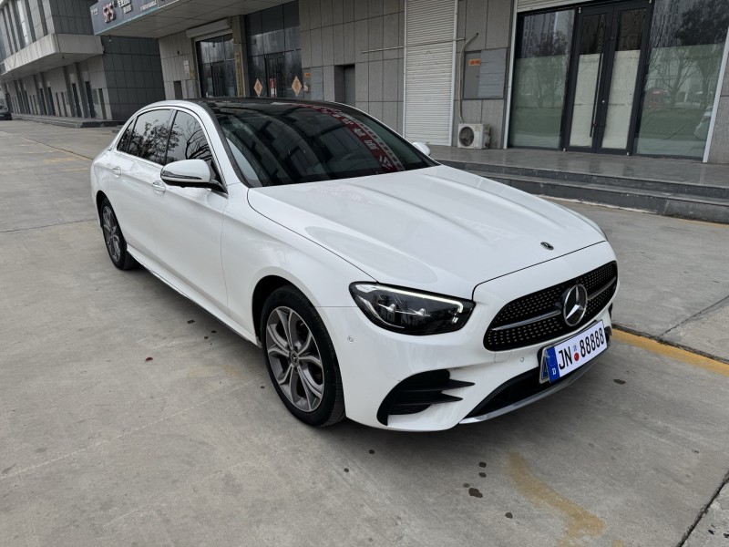 济宁22年奔驰E3