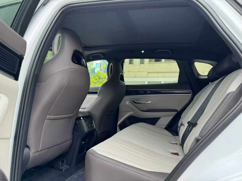 惠州25年比亚迪宋6