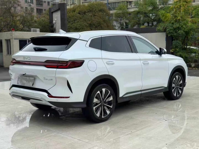 惠州25年比亚迪宋8