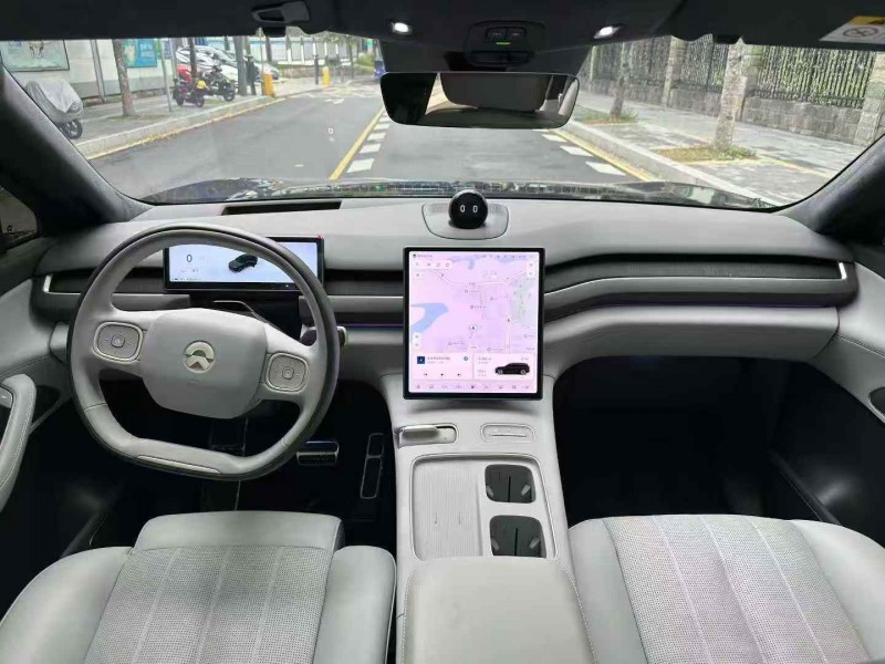 广州25年蔚来ES84