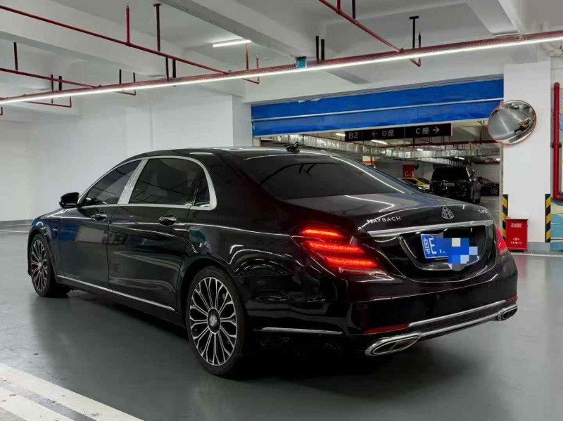 广州20年奔驰迈巴赫S级7