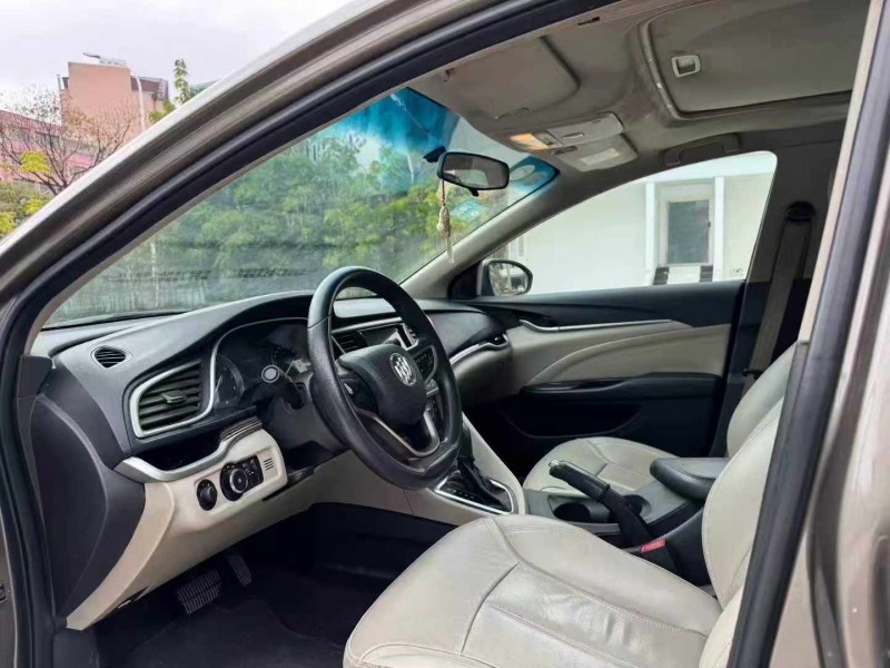 河源18年别克英朗4