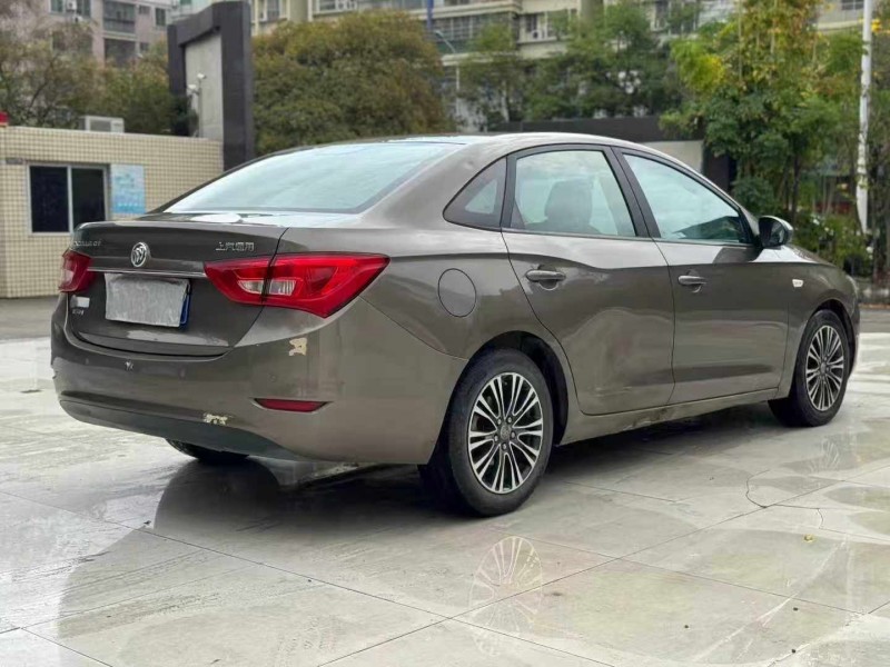 河源18年别克英朗7