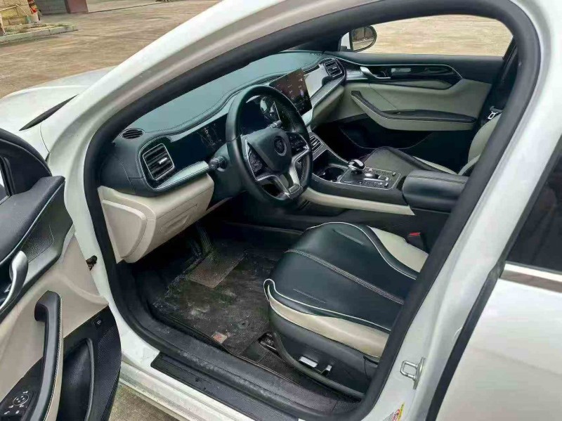 南平23年比亚迪秦4