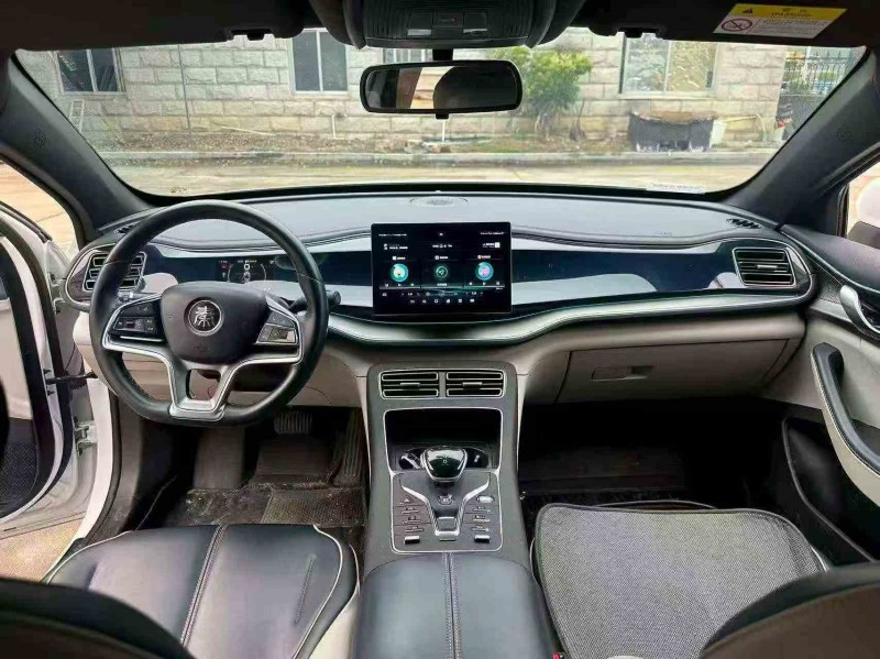 南平23年比亚迪秦5