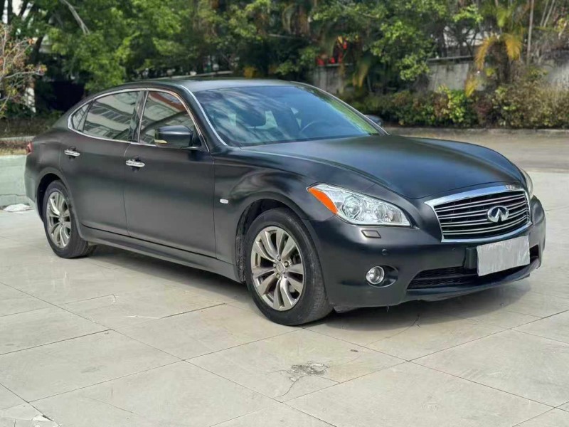 河源13年英菲尼迪Q702