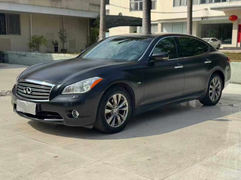 河源13年英菲尼迪Q703