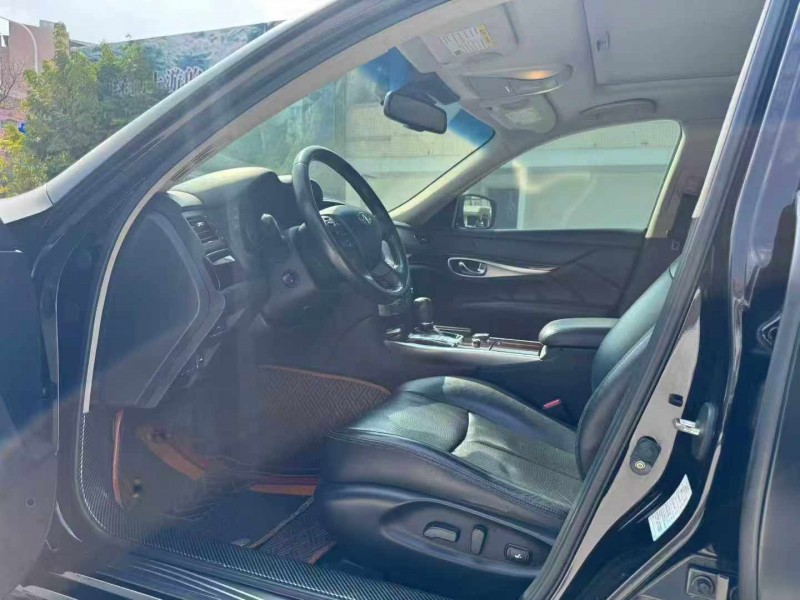 河源13年英菲尼迪Q704