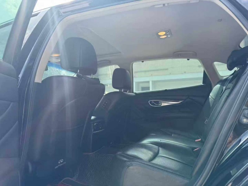 河源13年英菲尼迪Q705