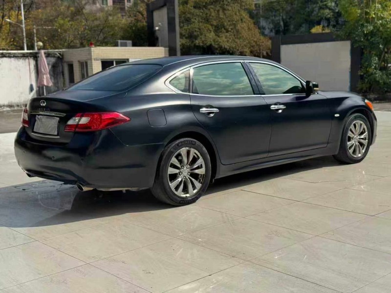 河源13年英菲尼迪Q708