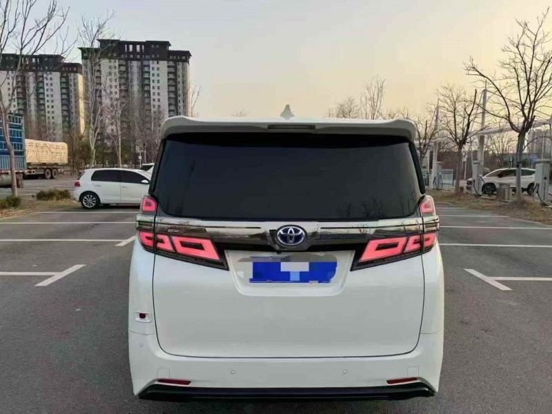 枣庄19年丰田威尔法9