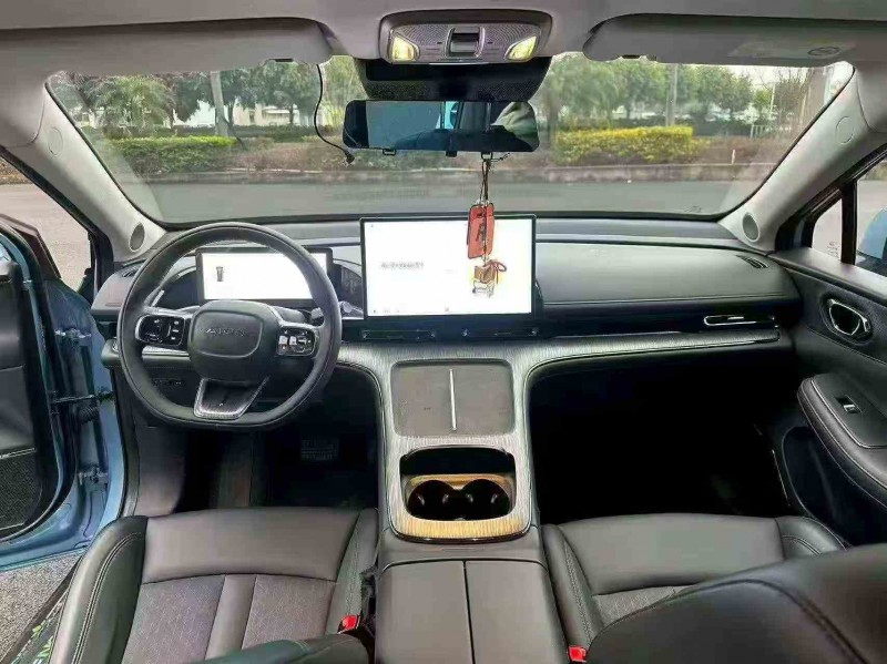 厦门24年传祺埃安S7