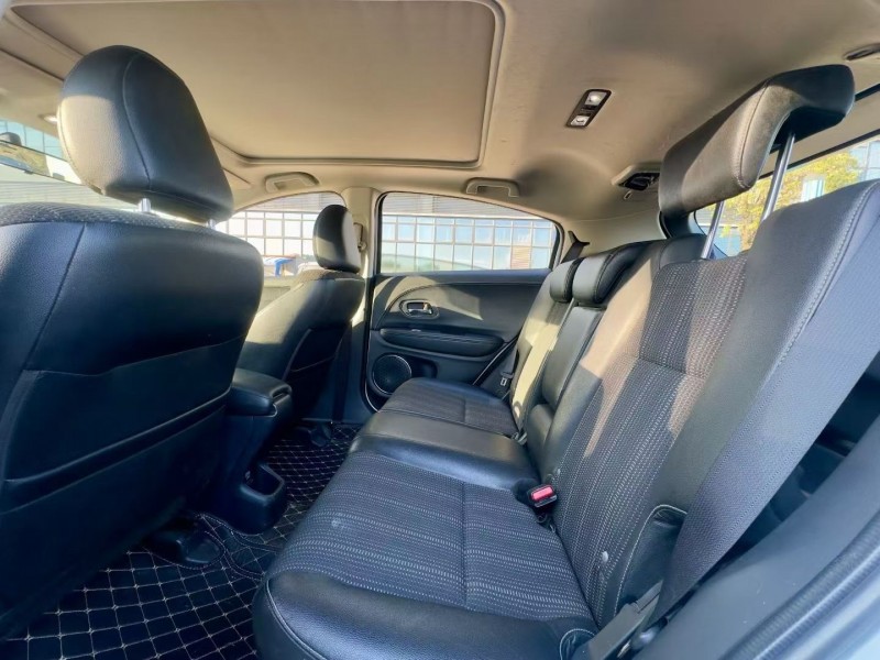 东莞16年本田缤智6