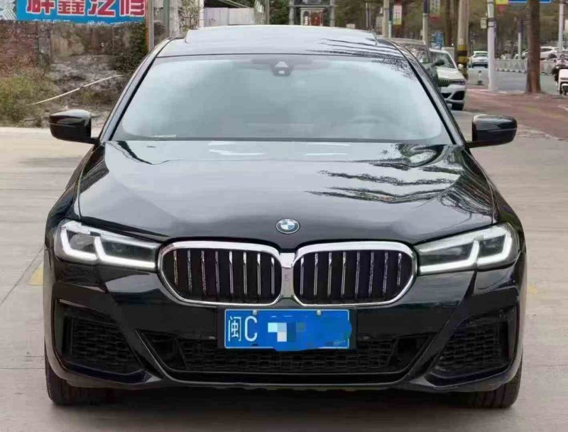 厦门23年宝马5系1