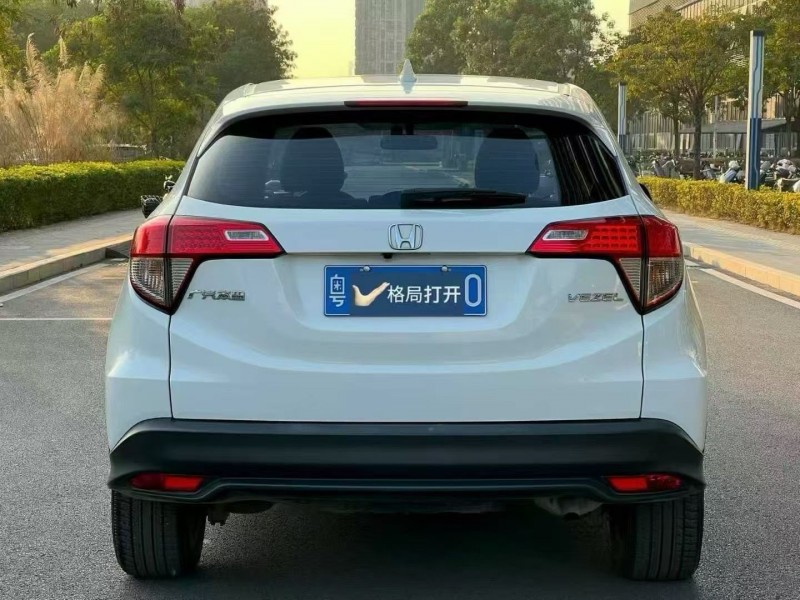 东莞22年本田缤智9