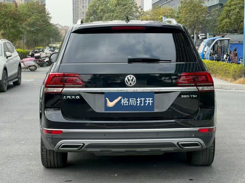 东莞20年大众途昂9