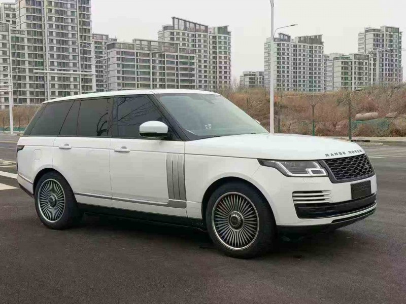 唐山20年路虎攬勝行政3