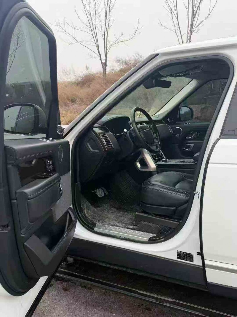 唐山20年路虎攬勝行政4