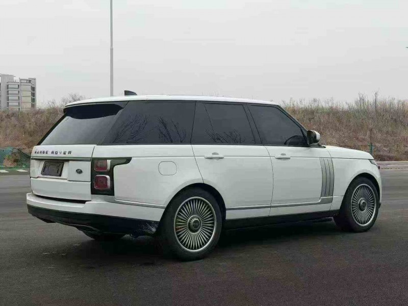 唐山20年路虎攬勝行政7