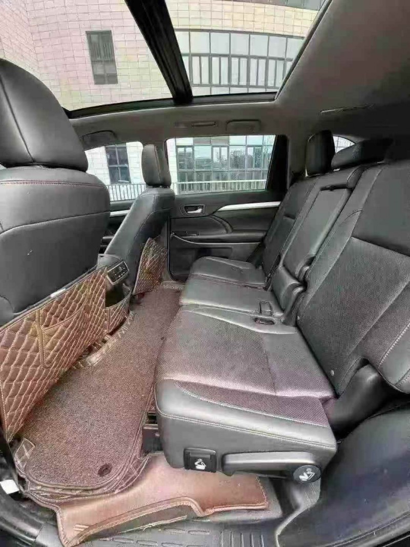 广州19年丰田汉兰达5