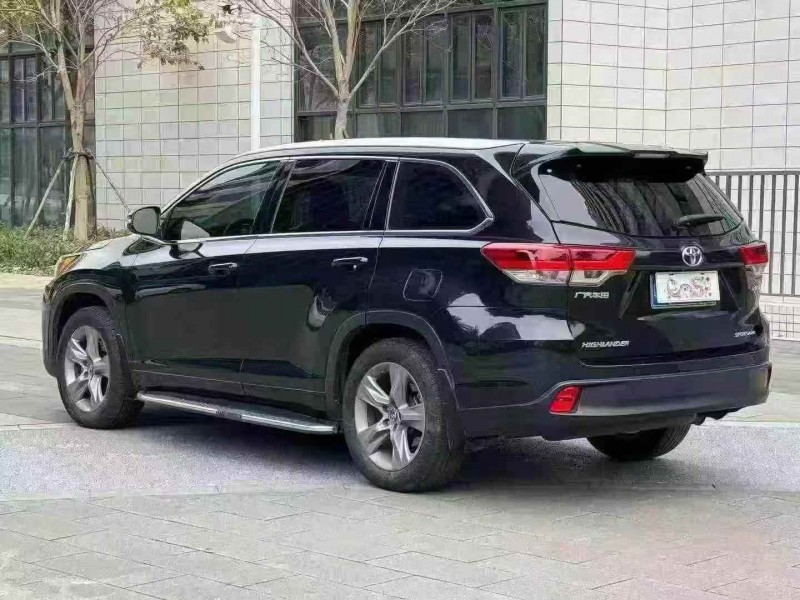 广州19年丰田汉兰达8