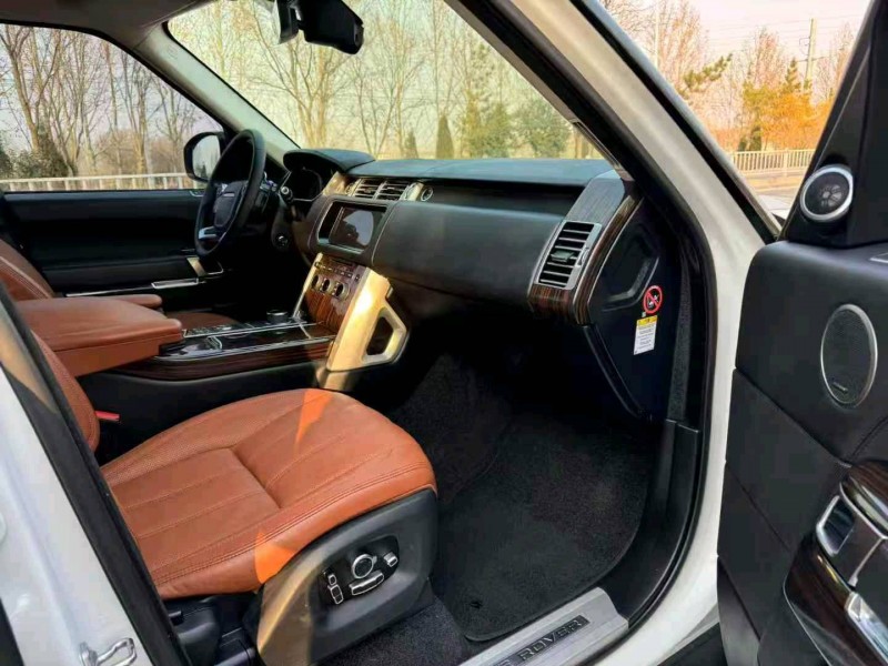 滨州17年路虎揽胜行政8