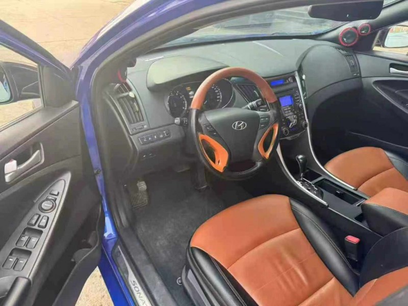 保定14年现代索纳塔6